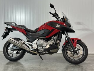 2012 Honda NC 700X, красный, 499000 рублей, вид 1