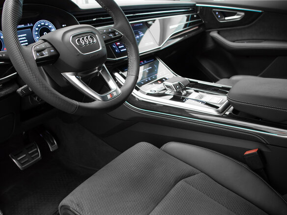 2026 Audi Q7 45 TFSI II (4M) Рестайлинг 2, серый, 9520000 рублей - вид 6