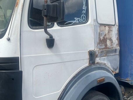 1996 Mercedes-Benz Atego, белый, 777777 рублей, вид 2