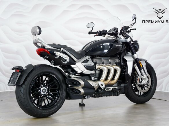 2021 Triumph Rocket 3, чёрный, 2199000 рублей - вид 5