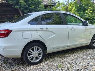 2018 Lada (ВАЗ) Vesta I, белый, 700000 рублей, вид 3