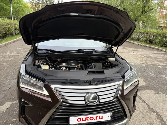 2017 Lexus RX 200t IV, коричневый, 4200000 рублей - вид 1