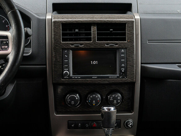 2011 Jeep Cherokee IV (KK), чёрный - вид 11