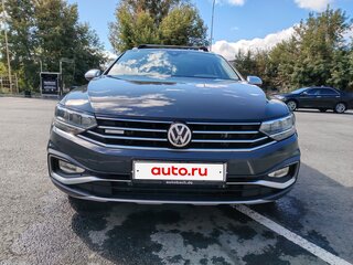 2020 Volkswagen Passat Alltrack B8 Рестайлинг, серый, 2900000 рублей, вид 2