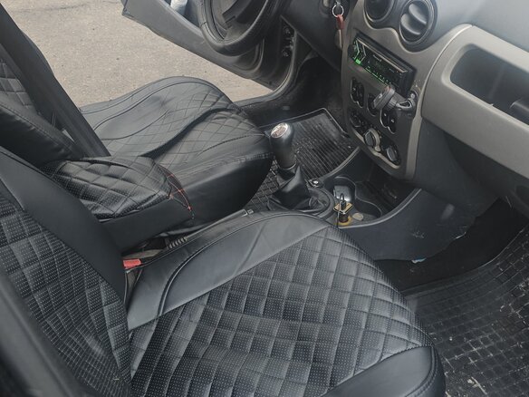 2010 Renault Logan I Рестайлинг, чёрный, 350000 рублей - вид 9