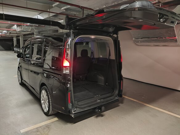 2019 Honda Stepwgn Spada V Рестайлинг, чёрный, 2700000 рублей - вид 24