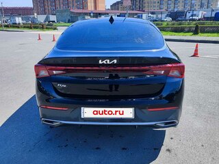 2022 Kia K5 III, чёрный, 2500000 рублей, вид 2