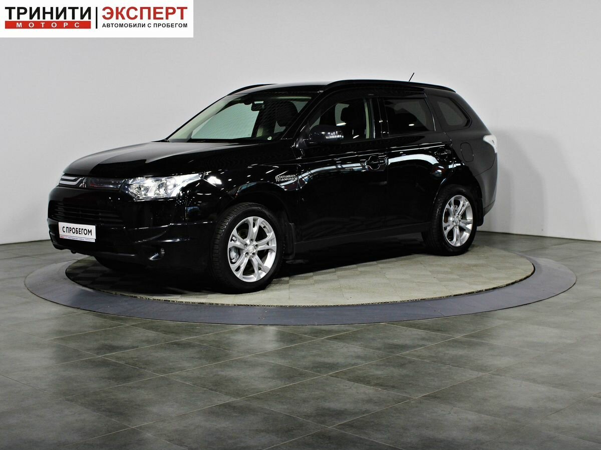 Открыть фотографии: Mitsubishi Outlander III Рестайлинг
