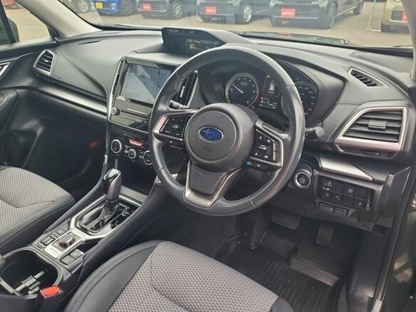 2023 Subaru Forester V Рестайлинг, зелёный, 2350000 рублей - вид 9