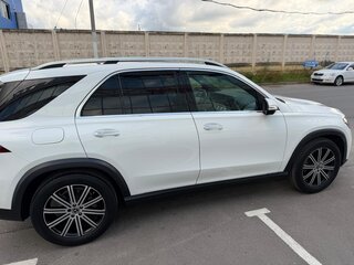 2023 Mercedes-Benz GLE 350 II (V167) Рестайлинг, белый, 6150000 рублей, вид 4