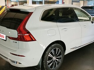 2021 Volvo XC60 II Рестайлинг, белый, 5500000 рублей, вид 5