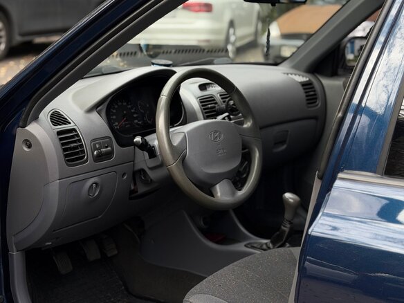 2009 Hyundai Accent ТагАЗ II, синий, 450000 рублей - вид 11