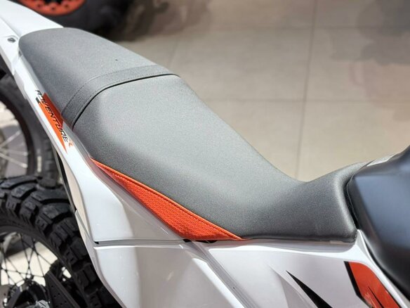 2026 KTM 390 Adventure R, белый, 889000 рублей - вид 5