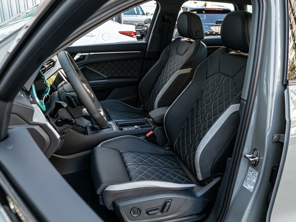 2026 Audi Q3 TFSI III (FJ), серый, 3950000 рублей - вид 9