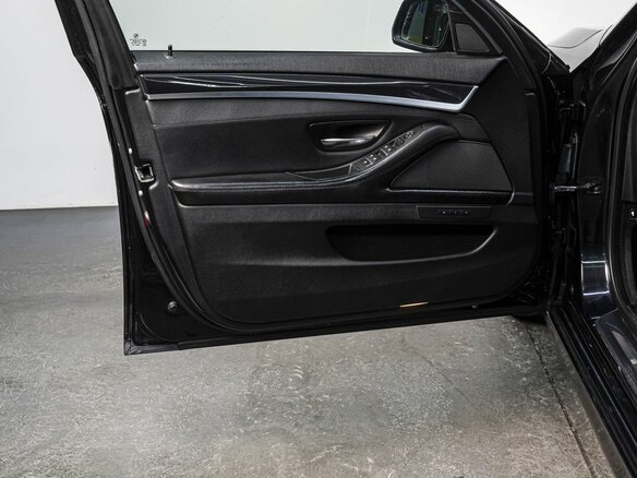 2013 BMW 5 серии 535i xDrive VI (F10/F11/F07) Рестайлинг, чёрный, 2299000 рублей - вид 9