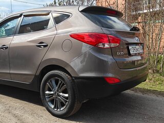 2015 Hyundai ix35 I Рестайлинг, коричневый, 1500000 рублей, вид 3