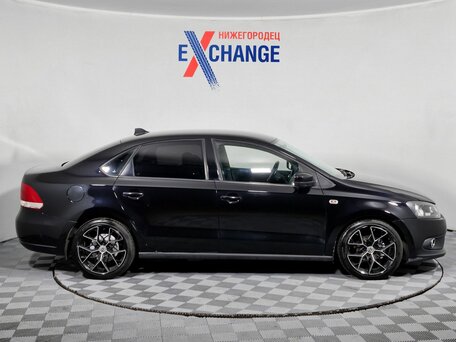 2013 Volkswagen Polo V, чёрный, 679000 рублей, вид 4