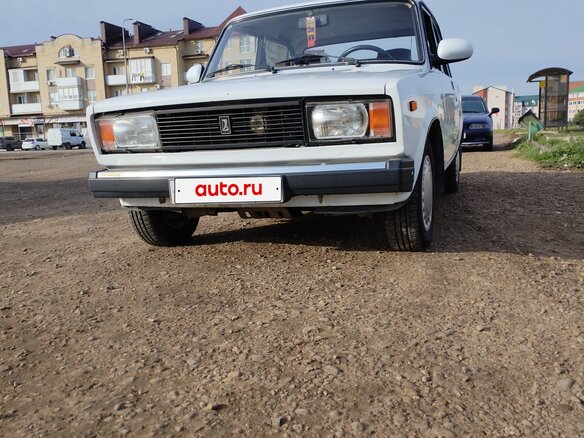 2007 Lada (ВАЗ) 21053-20, белый, 350000 рублей - вид 5