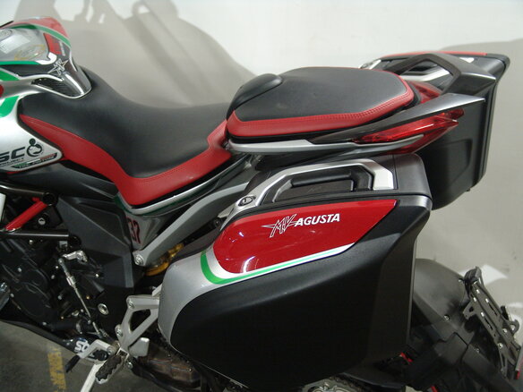 2015 MV Agusta Turismo Veloce 800, красный, 855000 рублей - вид 15