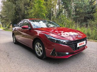 2021 Hyundai Avante VII, красный, 2200000 рублей, вид 3