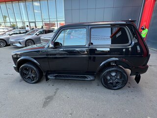 2020 Lada (ВАЗ) 2121 (4x4) Urban I Рестайлинг (2020), чёрный, 1100000 рублей, вид 3