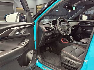 2020 Chevrolet TrailBlazer III, голубой, 1600000 рублей, вид 5