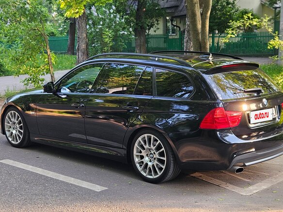 2009 BMW 3 серии 320d V (E90/E91/E92/E93) Рестайлинг, чёрный, 1399999 рублей - вид 5