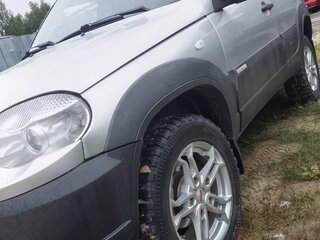 2008 Chevrolet Niva I, серебристый, 379999 рублей, вид 2