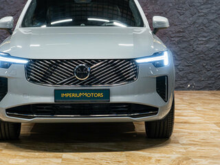 2026 Volvo XC90 B5 II Рестайлинг 2, серый, 11250000 рублей, вид 4