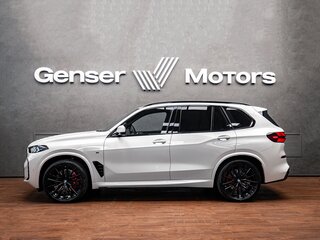 2025 BMW X5 40d IV (G05/G18) Рестайлинг, белый, 14800000 рублей, вид 3