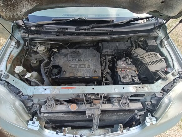 2000 Mitsubishi Dion I, зелёный, 225000 рублей - вид 15