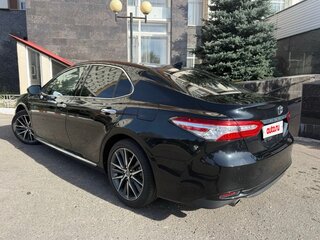 2023 Toyota Camry US Market VIII (XV70) Рестайлинг, чёрный, 2900000 рублей, вид 3