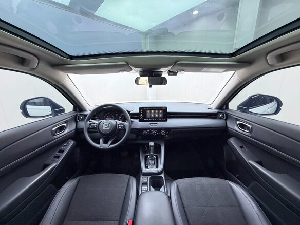 2023 Honda Vezel II, белый, 1870000 рублей - вид 13