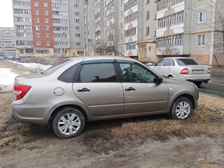 2019 Lada (ВАЗ) Granta I Рестайлинг, серебристый, 650000 рублей, вид 3