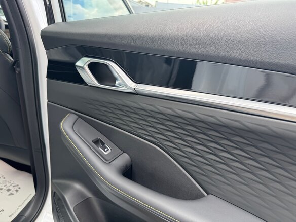 2025 Geely Coolray (Binyue L) I Рестайлинг 2, белый, 2550000 рублей - вид 19