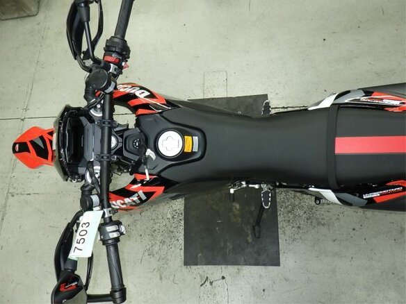 2025 Ducati Hypermotard, красный, 1143000 рублей - вид 9