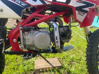 2016 Kayo Basic YX140EM, красный, 75000 рублей, вид 4