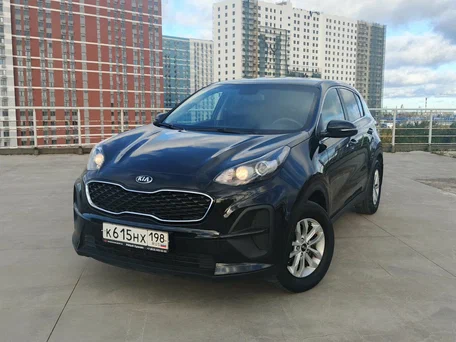2020 Kia Sportage IV Рестайлинг, чёрный, 2045000 рублей, вид 1