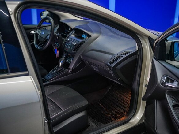 2018 Ford Focus III Рестайлинг, серый, 920000 рублей - вид 12