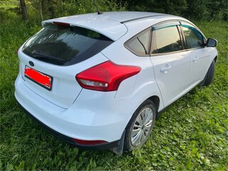 2016 Ford Focus III Рестайлинг, белый, 800000 рублей, вид 4