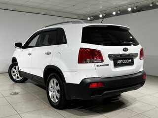 2012 Kia Sorento II, белый, 1389000 рублей, вид 4