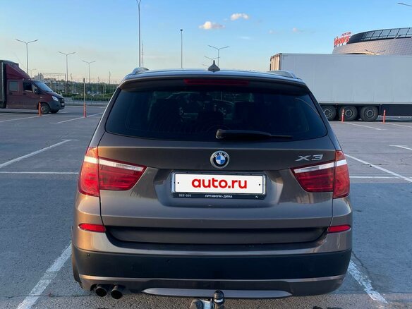 2011 BMW X3 28i xDrive II (F25), коричневый, 1650000 рублей - вид 3