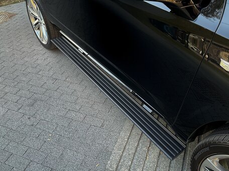 2025 Cadillac Escalade V Рестайлинг, чёрный, 19300000 рублей, вид 4