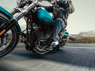 2026 Harley-Davidson Breakout, голубой, 3590000 рублей, вид 4