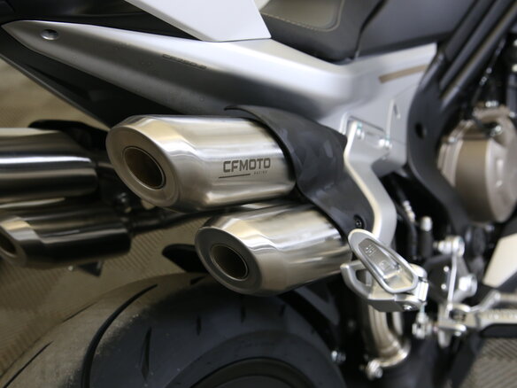 2026 CFMoto 750SR-S, белый - вид 18