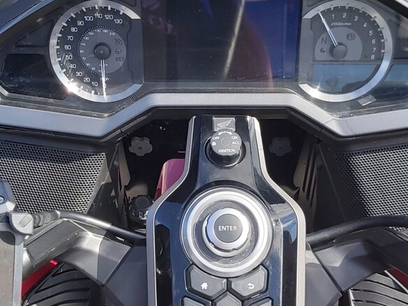 2018 Honda GL 1800 Gold Wing, красный, 2320000 рублей - вид 10