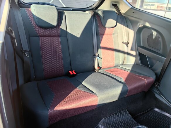 2010 Ford Fiesta Mk6, красный, 599000 рублей - вид 9