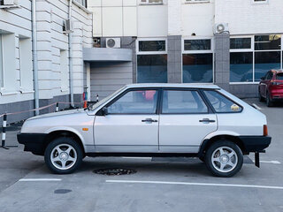 2002 Lada (ВАЗ) 2109, серебристый, 500000 рублей, вид 4
