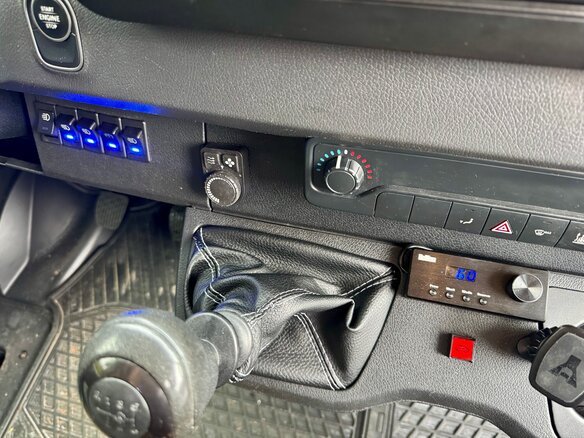 2019 Mercedes-Benz Sprinter, чёрный, 6300000 рублей - вид 28