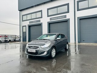 2011 Hyundai Solaris I, серый, 749999 рублей, вид 2